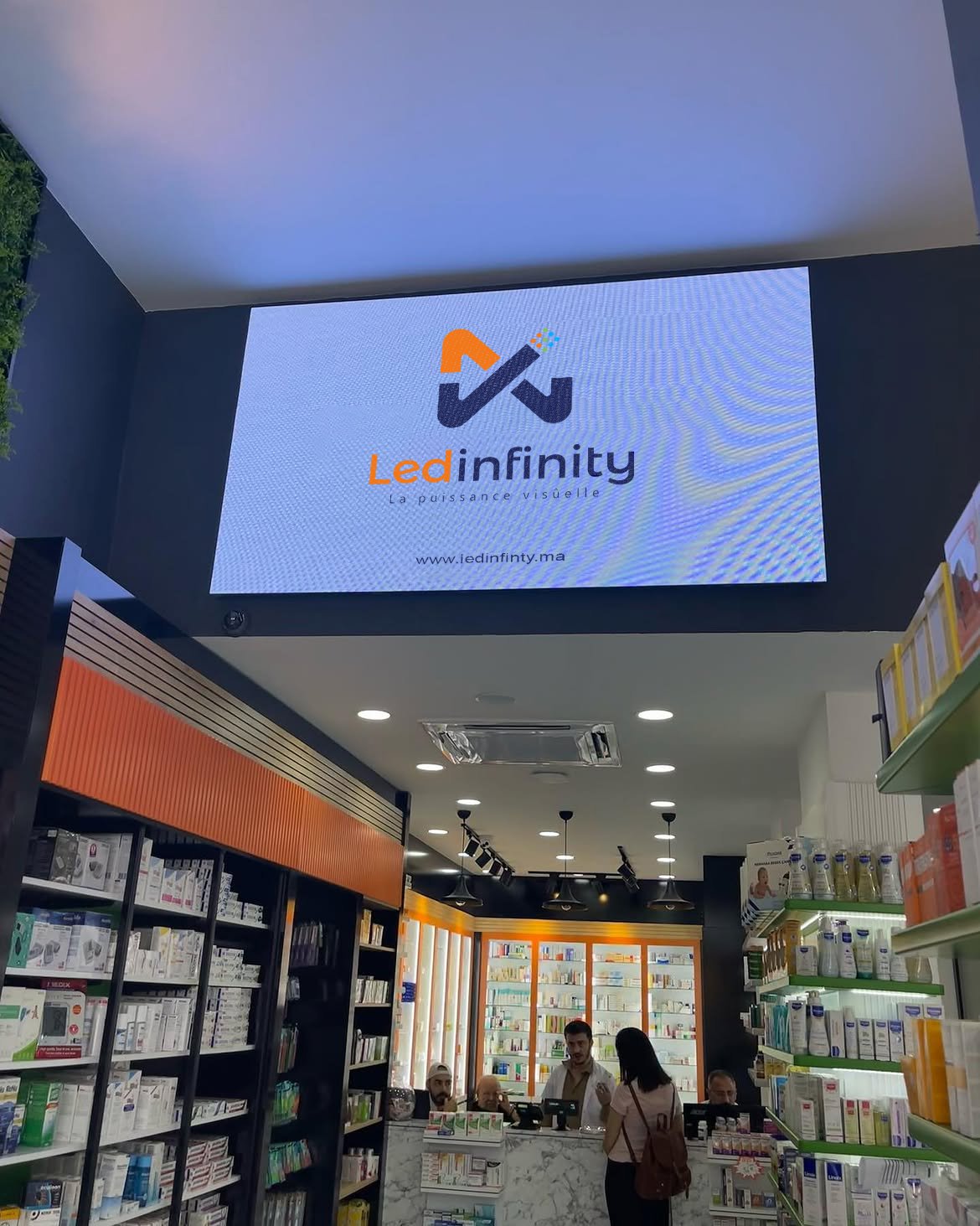 Ecran LED en boutique